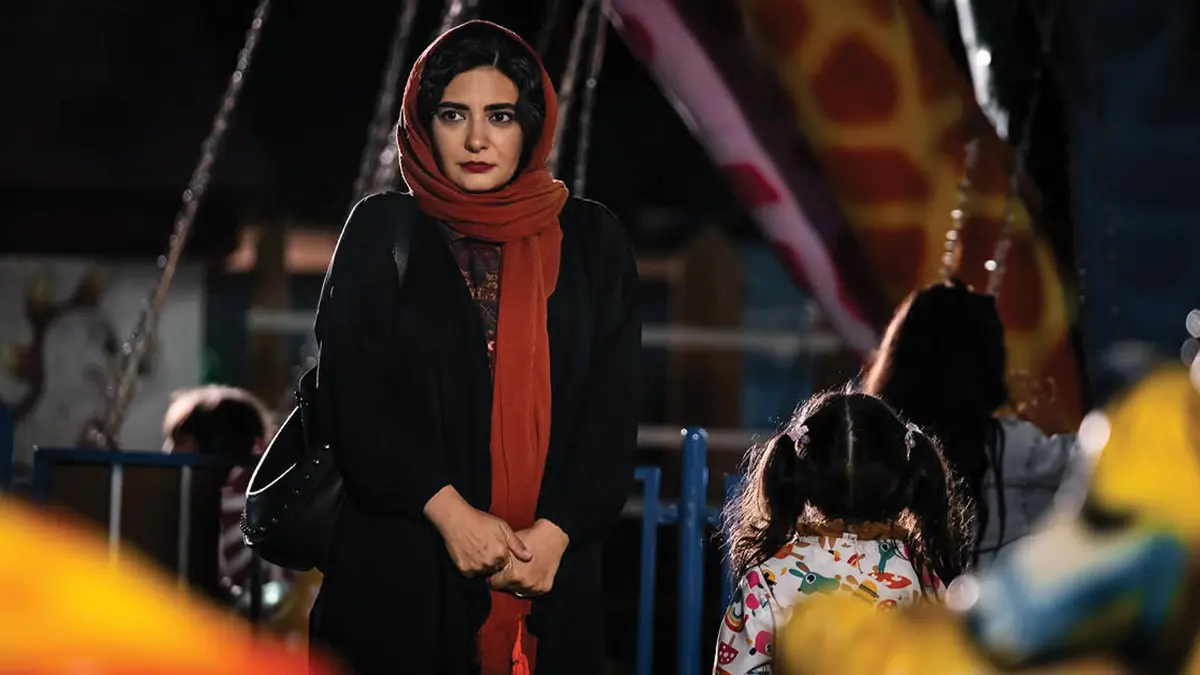 ماه پنهان - تصویر گالری 5
