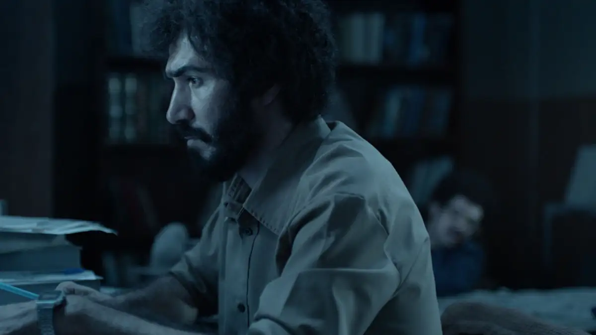 تصویر 6 از فیلم لباس شخصی